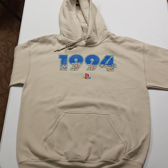 PlayStation Sweatshirt Men's Size M Cream Pullover Hoodie Sweatshirt - Picture 1 of 3